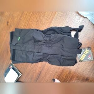 Outdoor leg Gaiters for over boots size large with tags picture in boots for dem